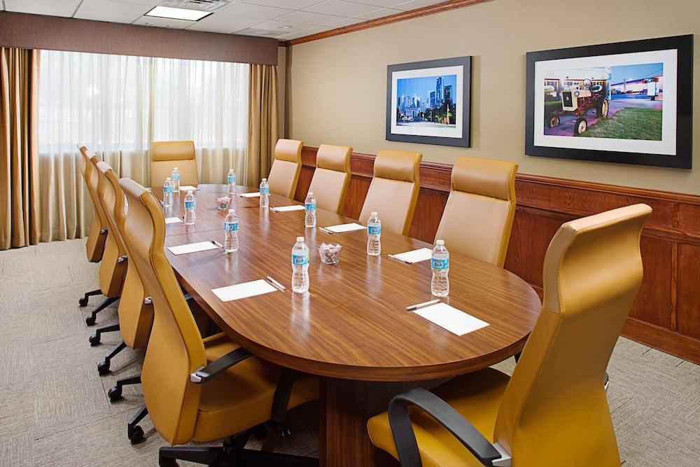 Hampton Inn & Suites Дентон Екстер'єр фото