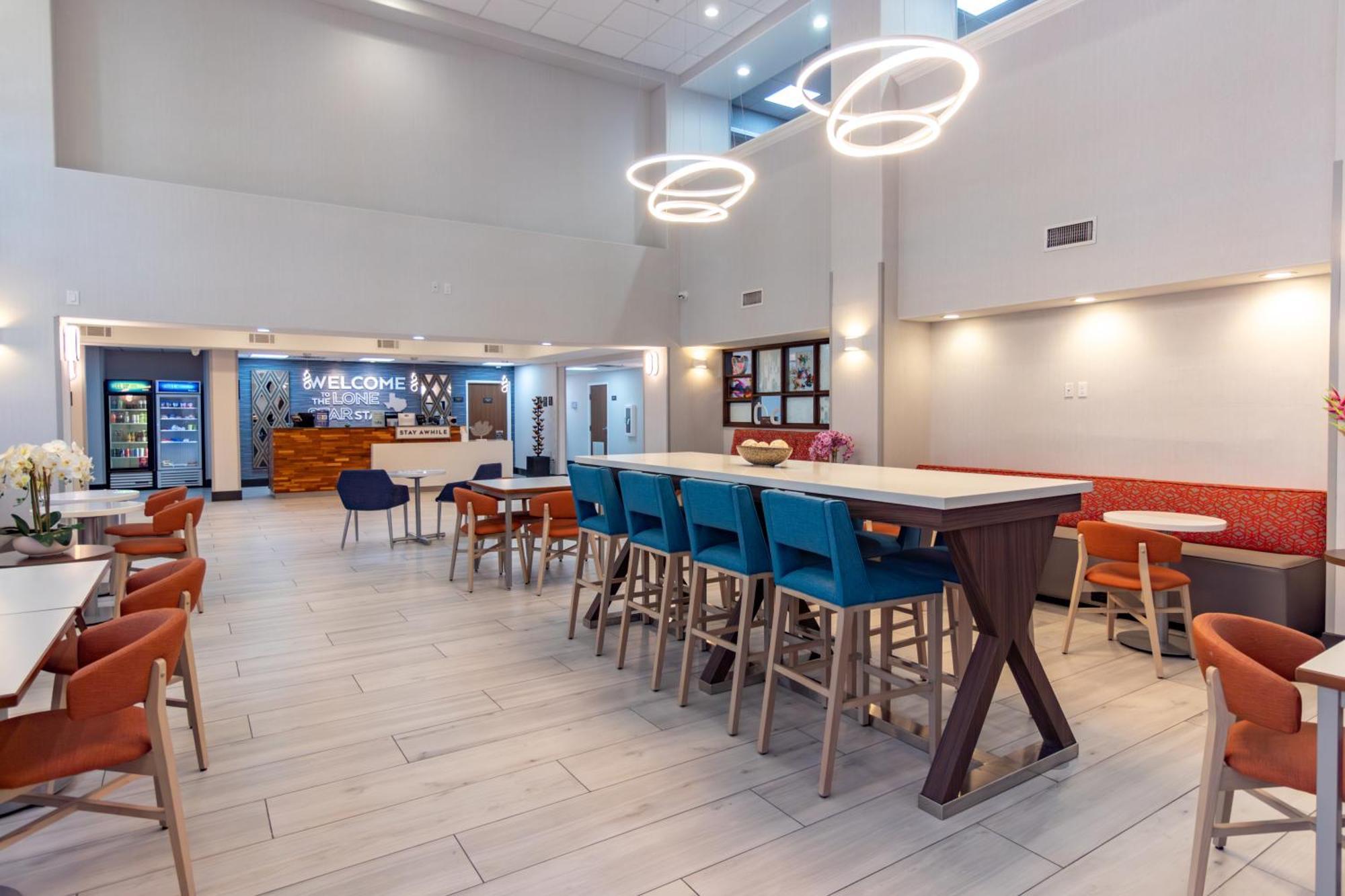 Hampton Inn & Suites Дентон Екстер'єр фото