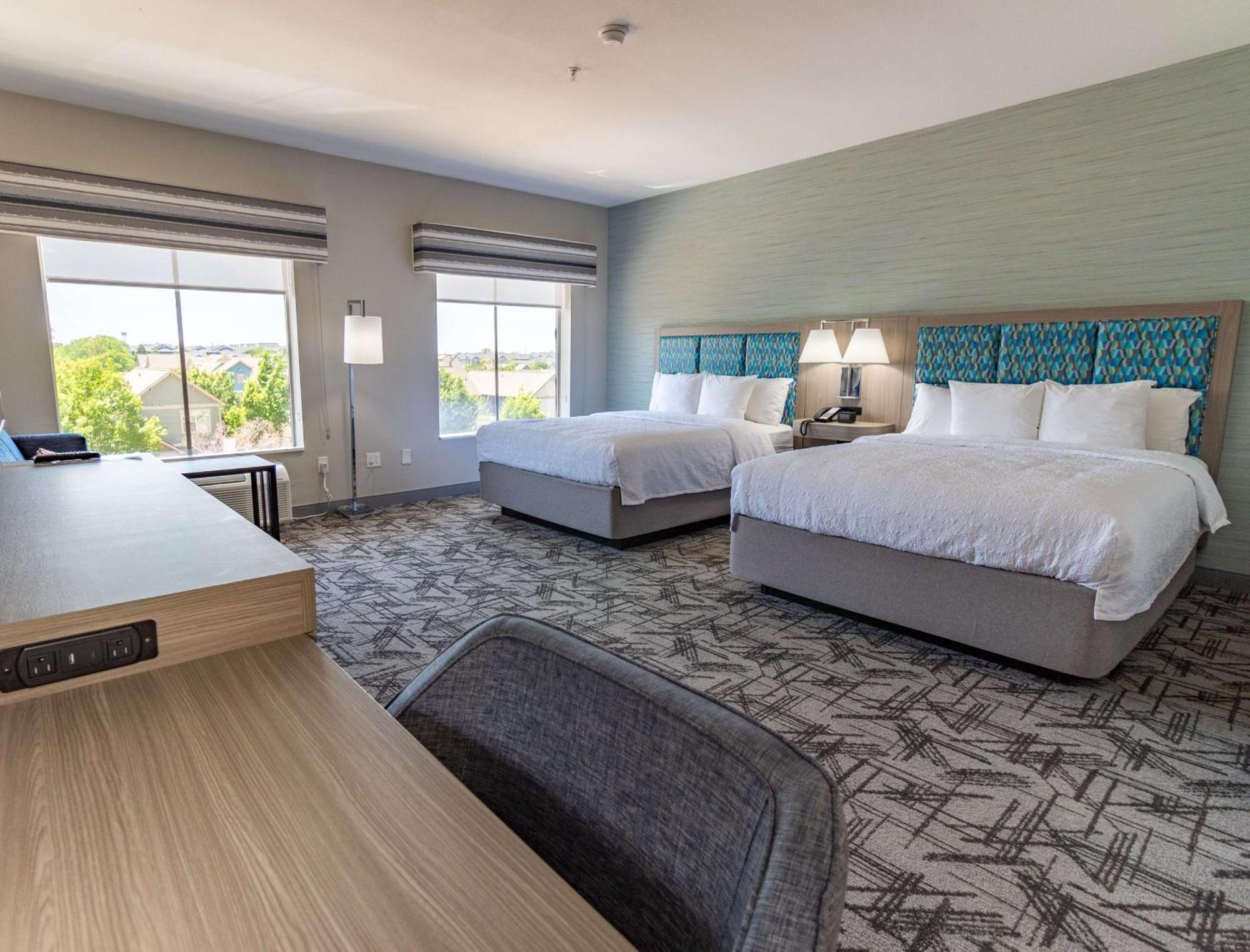 Hampton Inn & Suites Дентон Екстер'єр фото