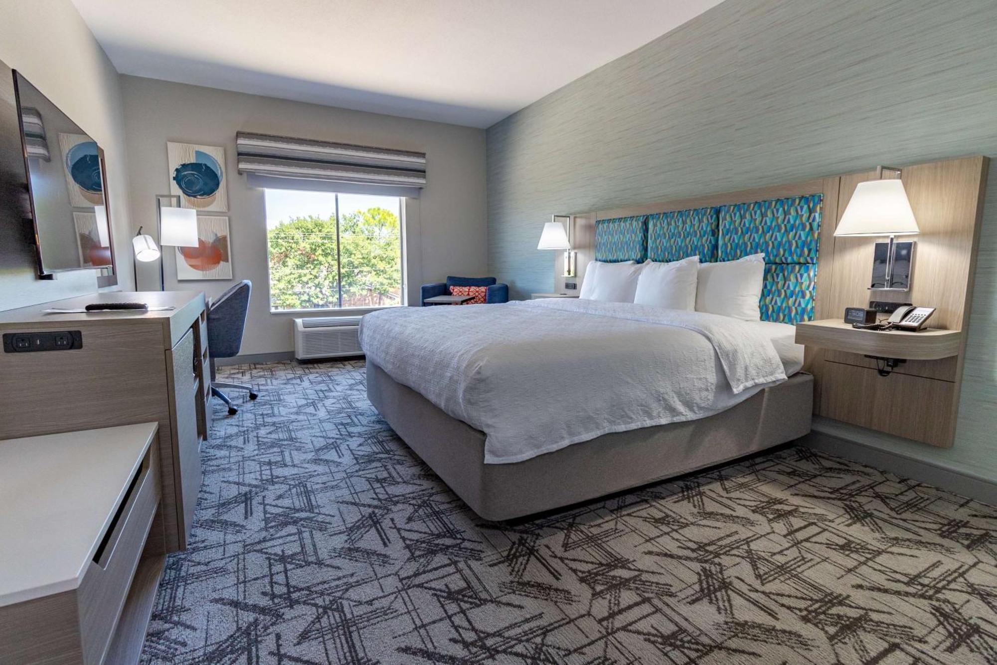 Hampton Inn & Suites Дентон Екстер'єр фото