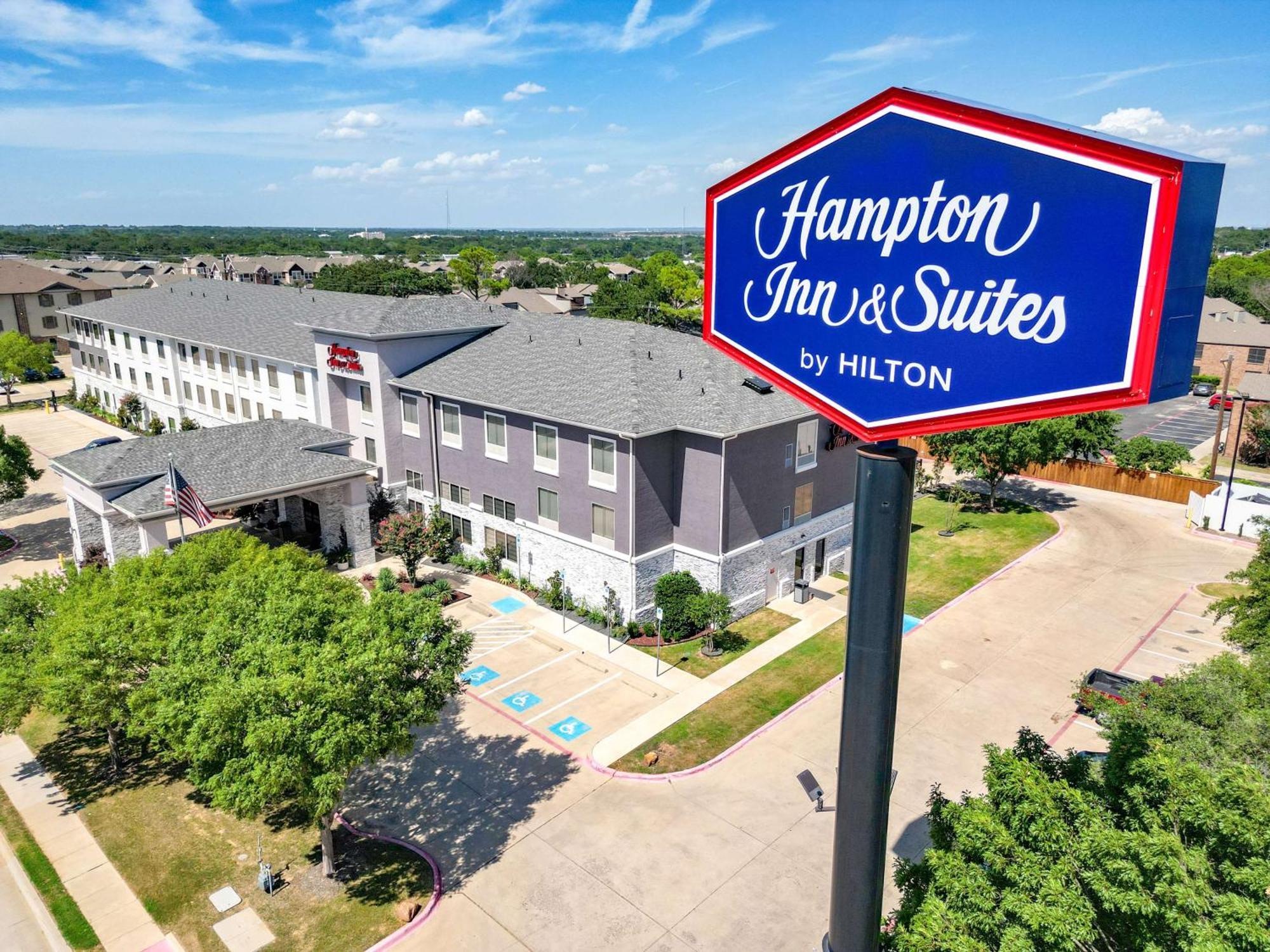 Hampton Inn & Suites Дентон Екстер'єр фото