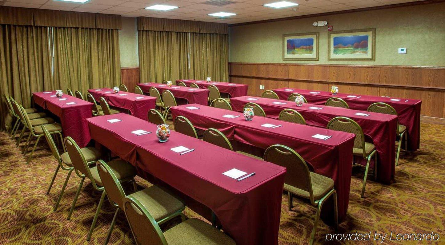 Hampton Inn & Suites Дентон Екстер'єр фото